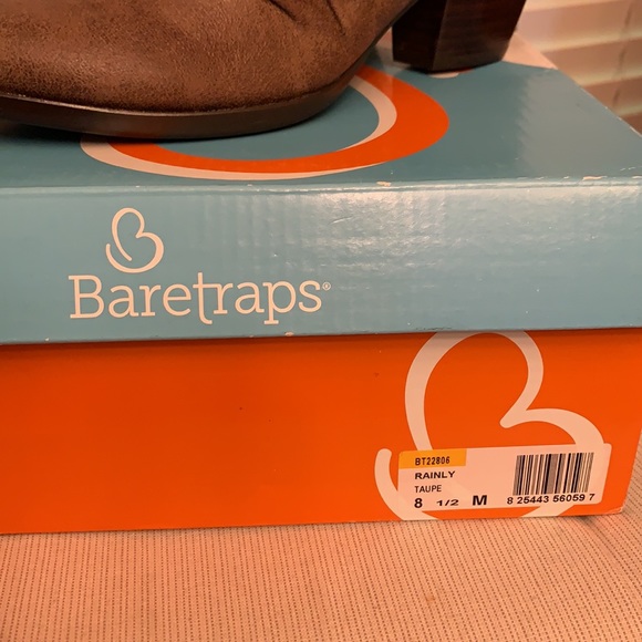 Shoes - Picture 3 of 5